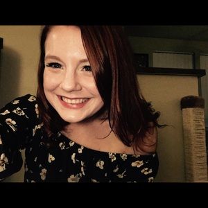 Meet your Posher, Courtney